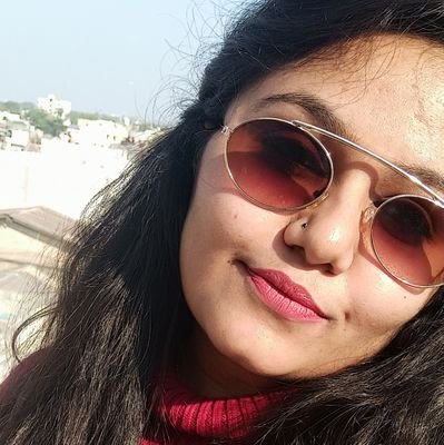 7667Nidhi's profile picture. 