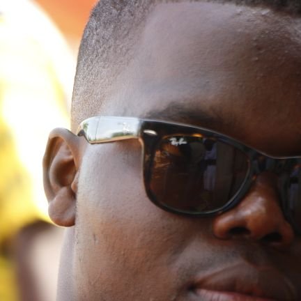 BroAubin's profile picture. #Marketeur-Communicateur 
Ancien élève @AIESECinBENIN et membre actif @JCICotonouElan, suis un  passionné du #Digital