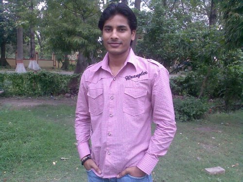 ख्वाब नहीं हकीकत है वरुण,,,,,,,
आज तुझे वो,,, छू कर गया है....

वरुण