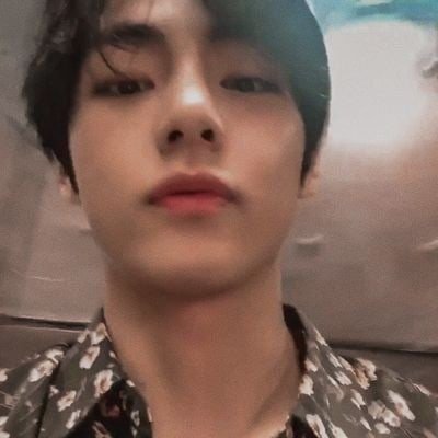 KwSgyo86yIYxKU6's profile picture. 🥐🧀сырная булка🥐🧀
🏳️‍🌈би-сексуал🏳️‍🌈
⛓мы русские, с нами богъ, но я атеист⛓