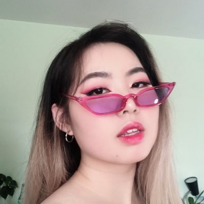 qwisteena's profile picture. 