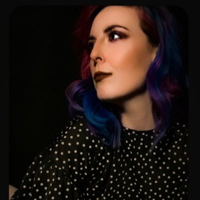 YesDevin_'s profile picture. Just living for the thrill of putting my name on the honeymoon suite 🗝🥂#dreamerswithdrive