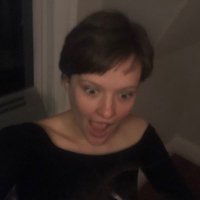 claire 🦦 (@justfloatingg) 's Twitter Profile