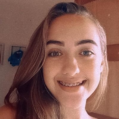 Melissasuza1's profile picture. Instagram: @Melissasuza_