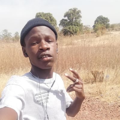 Am omar from the smiling coast of west Africa a place called the Gambia. Proud to be were am from, never put yourself in a place where you are not,need friends