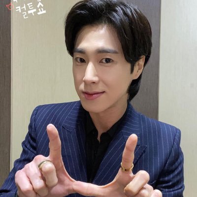 yuno0055's profile picture. ユノは世界一のアーティストです、ユノペンです、よろしくお願いいたします。