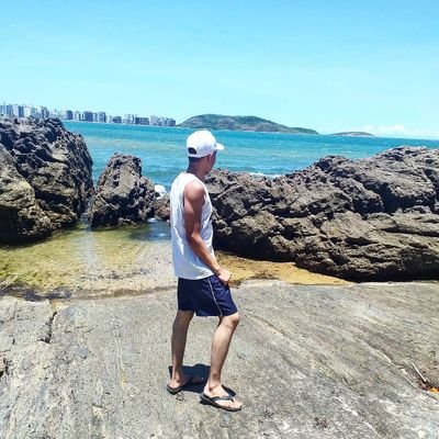 🎶inspired by music🎶
*Musicista
*Autodidata
*Filho da Neila
*18 Years
*BR- EUA
