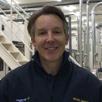 DavidHa05491656's profile picture. 인생은 칵테일입니다!
좋은 큰 컵의 "인성"
"지식"에 쓴 후
열정과 사랑의 절반
셰이커와 섞으세요.
건강으로 장식
"행복을 줘