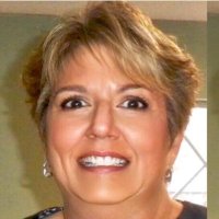Mary K (@mommzee) 's Twitter Profile