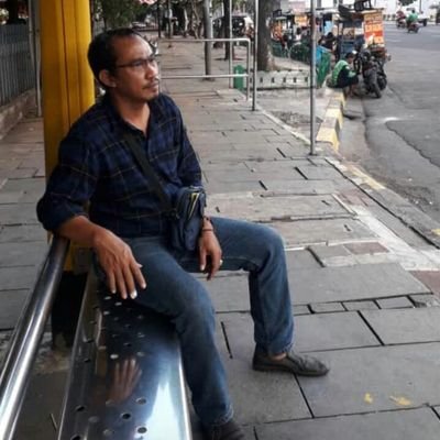 bambang11747656's profile picture. 