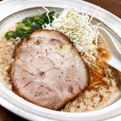 福山市　内にある固定店舗＋移動販売のハイブリッドラーメン店です