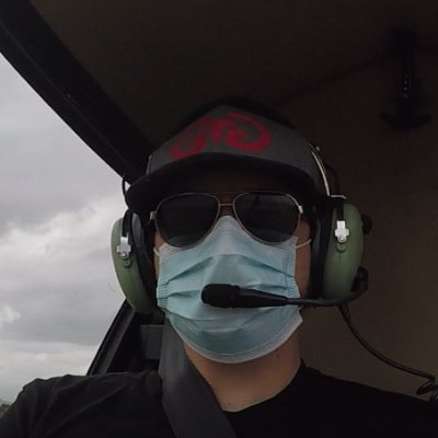 Dad, Pretty bad at games, Aerospace Engineering student. used to do things in esports and stream games