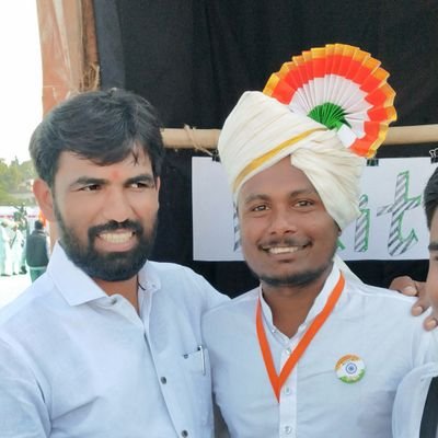 |छात्रशक्ती राष्ट्रशक्ती|member of @abvpvoice|नांदेड महानगर @pharmavision प्रमुख|
| RT's is ❌ endorsements|