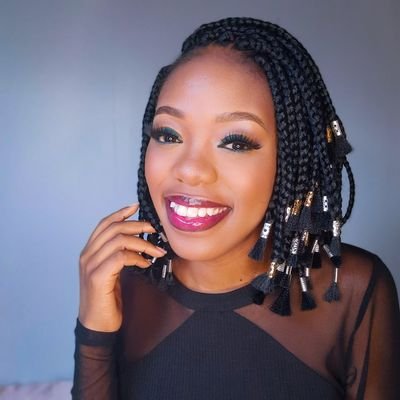 zinhle1_andonly's profile picture. Do you know where the danger is? 🤡