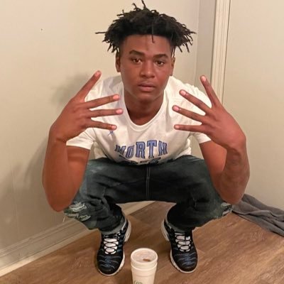 4️⃣’s up Free dha guys 🦍💚 Big C’s ♿️. Amos.bookert.youngin.
