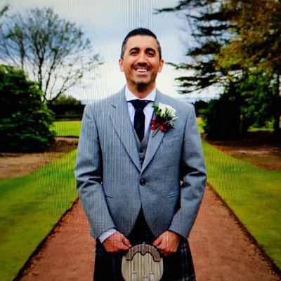 Freelance Hydrographic Survey professional. First time dad at 44 with a keen interest in martial arts, fitness, music and technology.