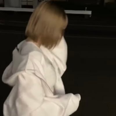 alice_risa_a's profile picture. 服 / 邦ロック