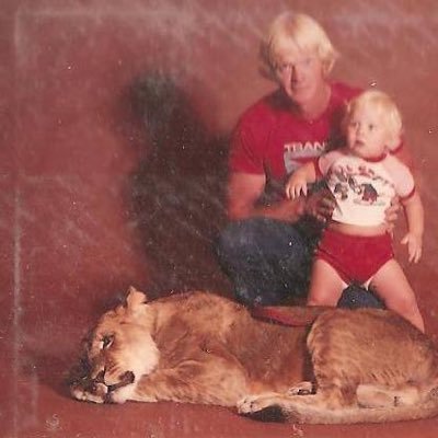 Firefighter/Paramedic, Coug baseball Alumn, love my family, love the outdoors....simple man