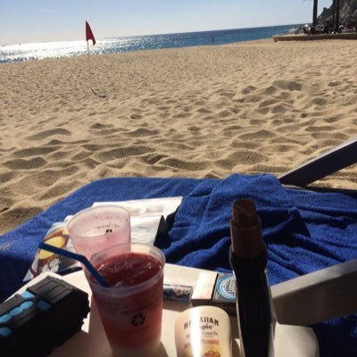 freetofly543211's profile picture. 