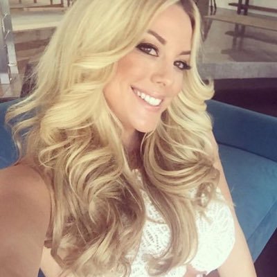 lorittapaker's profile picture. divorced