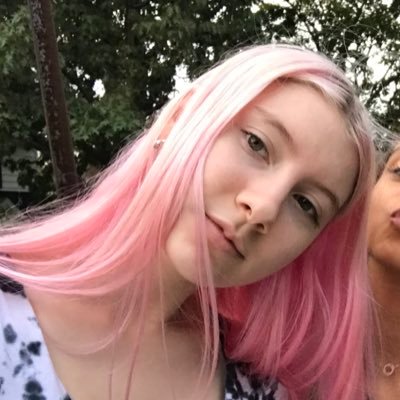 faith_oakes's profile picture. 