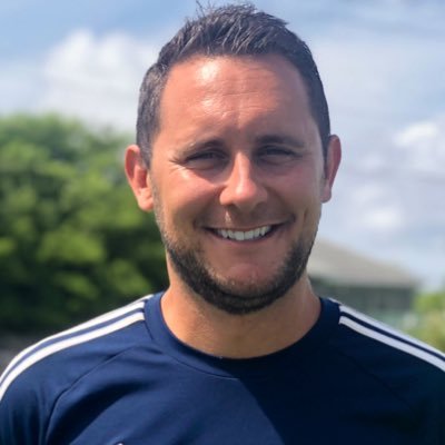 Owner of @ParktoPro1 ⚽️UEFA A Licensed Coach⚽️ Shirt collector/seller @AscotFooty