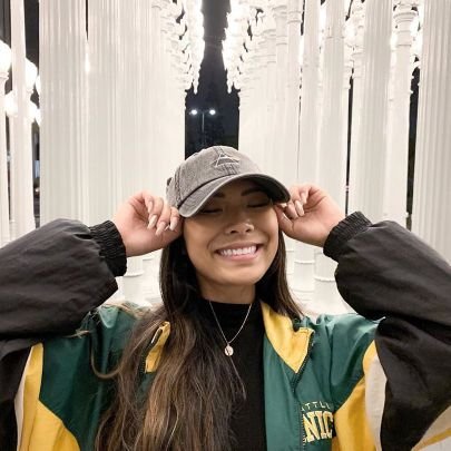 AmeliaO64074335's profile picture. 