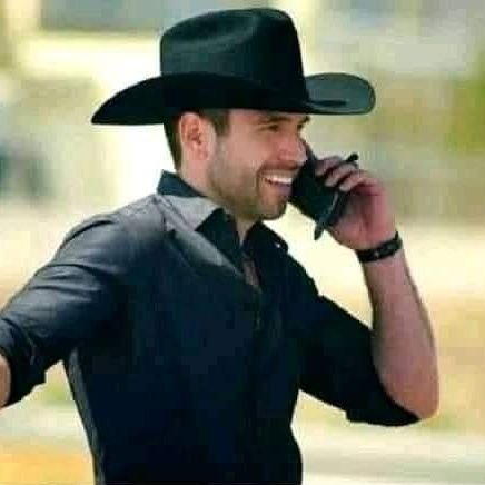 Eldemcrata4's profile picture. Abogado. Ganadero. Creo en Dios, mi familia, mi Patria, en la Justicia, en un mejor País, donde exista la Democracia plena sin corrupcion.