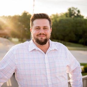 My passion for helping my clients in the mortgage business can truly be connected to my love for helping my family and friends.