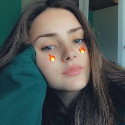 si1naa's profile picture. ✈