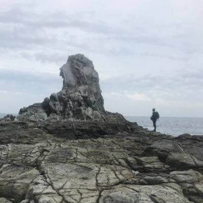 磯釣り(ルアー)とカヤックが好きです。磯を徘徊して磯飯を食べるのが趣味です。 最近渓流ベイトフィネスにハマってます。