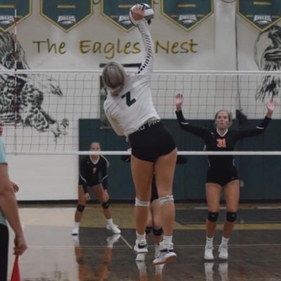 Troy Christian class of 2022 outside/opposite highlights: https://t.co/N3UlmgoSLD https://t.co/6JwxPbRMwr
