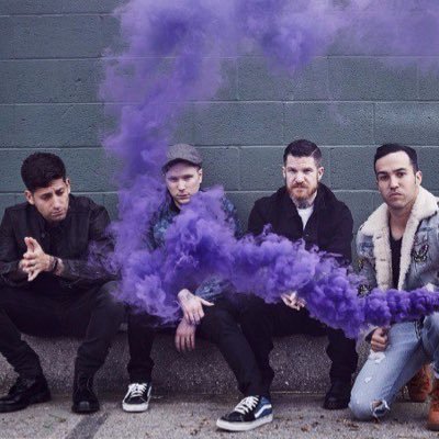 FALL OUT BOY UPDATES, MEMES AND POLLS