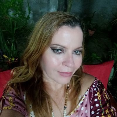 envasquezo's profile picture. tagget blanca ,ojos azules, cabello corto y muy buen ser humano
