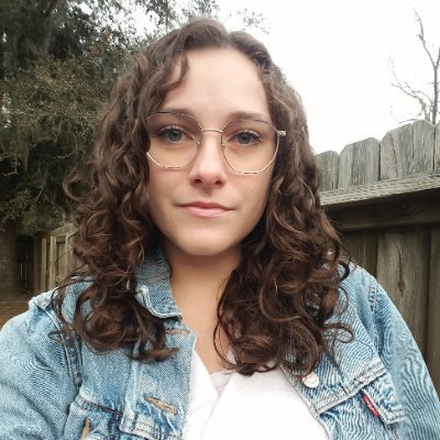AlexaGSwick's profile picture. also known as Lexi (she/her)
@umdenglish alum
@ClemsonUniv alum