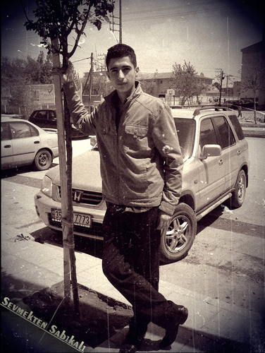 ßir Sen Daha Çekemez ßu qoNLum