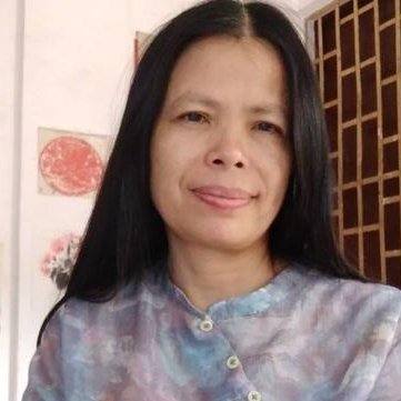 大妈,墙国底层老百姓。 爷爷饿死于大饥荒年代,叔叔在文革时候因有对社会不满的言语被打死。 希望中国走向民主法制的正常社会,不要活在恐惧中