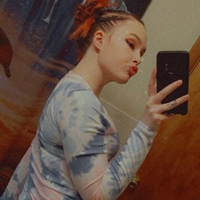 23 | 🏳️‍🌈 | Capricorn ♑ |
