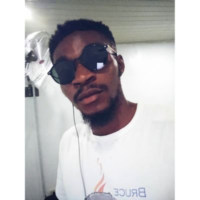 Zurik_Official's profile picture. God first 🙏 | Mathematician | ☯️Blacks are Kings🤴🏿. 
You here now, hit follow.  Arsenal #COYG