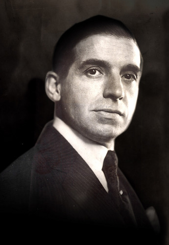charlesponzi's profile picture. Foreign Exchange & Father of Crowdfunding.  Author of The Rise of Mr. Ponzi (1935) Film Inquiries https://t.co/Lm5wICsvVp