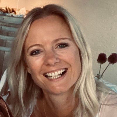 christine_1304's profile picture. Soziales Umwelt Sport Fashion & Lifestyle Mindfullness, Change, Innovation, Digital Transformation      views are my own