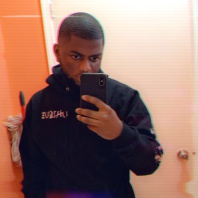 Twitch Streamer 🎮 //#LakersNation // Virgin Gang 🤟🏾// PS4: YSKJay242 // RIP Kobe 💜💛🐍