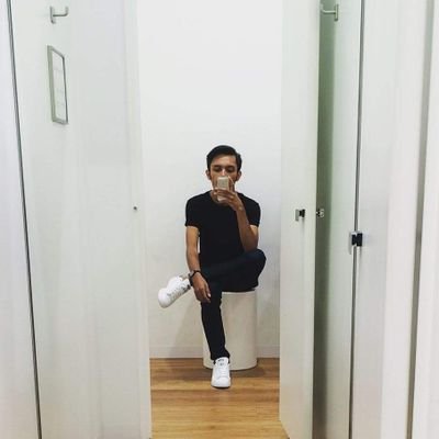 syazwanj1's profile picture. Living life one beat at a time 🎶