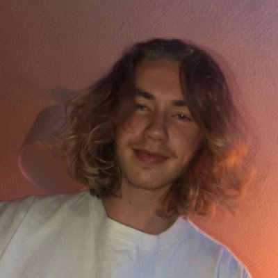 Smilq_'s profile picture. I should use this more often