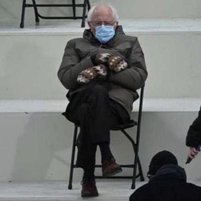 leftofyouprog's profile picture. #blacklivesmatter #peoplesparty #medicareforall #greennewdeal #leftofbiden #wewantedbernie shipping #populistleft and #populistright