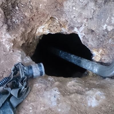 国産鉱物 水晶 鉱物採集 地球科学 宝石 mineral 原石 鉱物標本 石垢 石沼 鉱物垢 ミネラルショー 地学 地質学 火山学 鉱物学 結晶学 博物学 鉱山学 花崗岩 ペグマタイト 石英脈 熱水鉱床 スカルン 柘榴石 砂金 翡翠 煙水晶 蛍石 トパーズ 晶洞
石好きさんや少しでも興味のある方はフォローしてください!