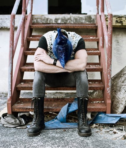 DamageViolin's profile picture. Violinist. Session musician, collaborating artist, DJ and producer based in Miami.