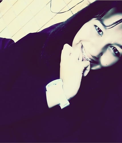 Oii_Laarii's profile picture. “Pessoas mudam, a vida muda, os amigos mudam, mas você só tem que seguir em frente” - Demi Lovato