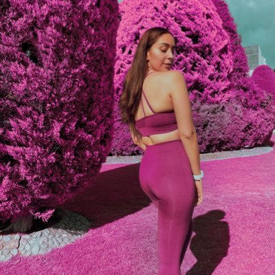 laarquitectafoo's profile picture. Architect on a Wellness & Selflove Journey 💖