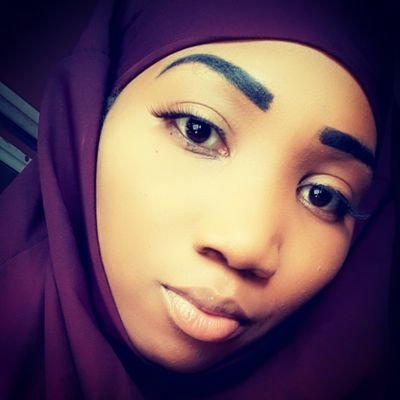 AmouFifi's profile picture. Je vis chaque jour comme si c'était le dernier 
j'adore les bandes dessinées 😊😇❤
chocolate is live 🥰😍 and key to my heart 😍❤